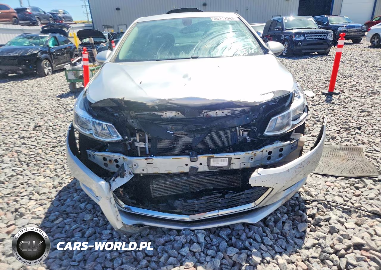 2017 Chevrolet Cruze Lt VIN:1G1BE5SM5H7114501 - 5