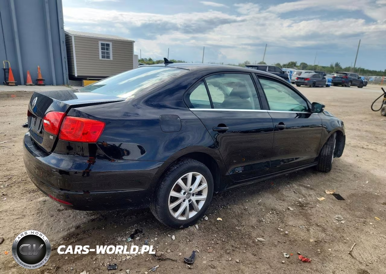 2014 Volkswagen Jetta Se VIN:3VWD07AJ4EM388742 - 3