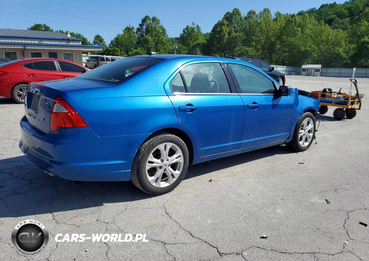 2012 Ford Fusion Se VIN:3FAHP0HA1CR315895 - 3