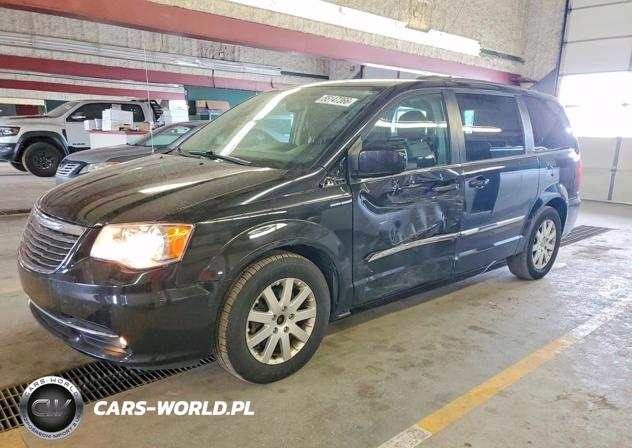 2016 Chrysler Town & Country Touring – zdjęcie 1 z 14