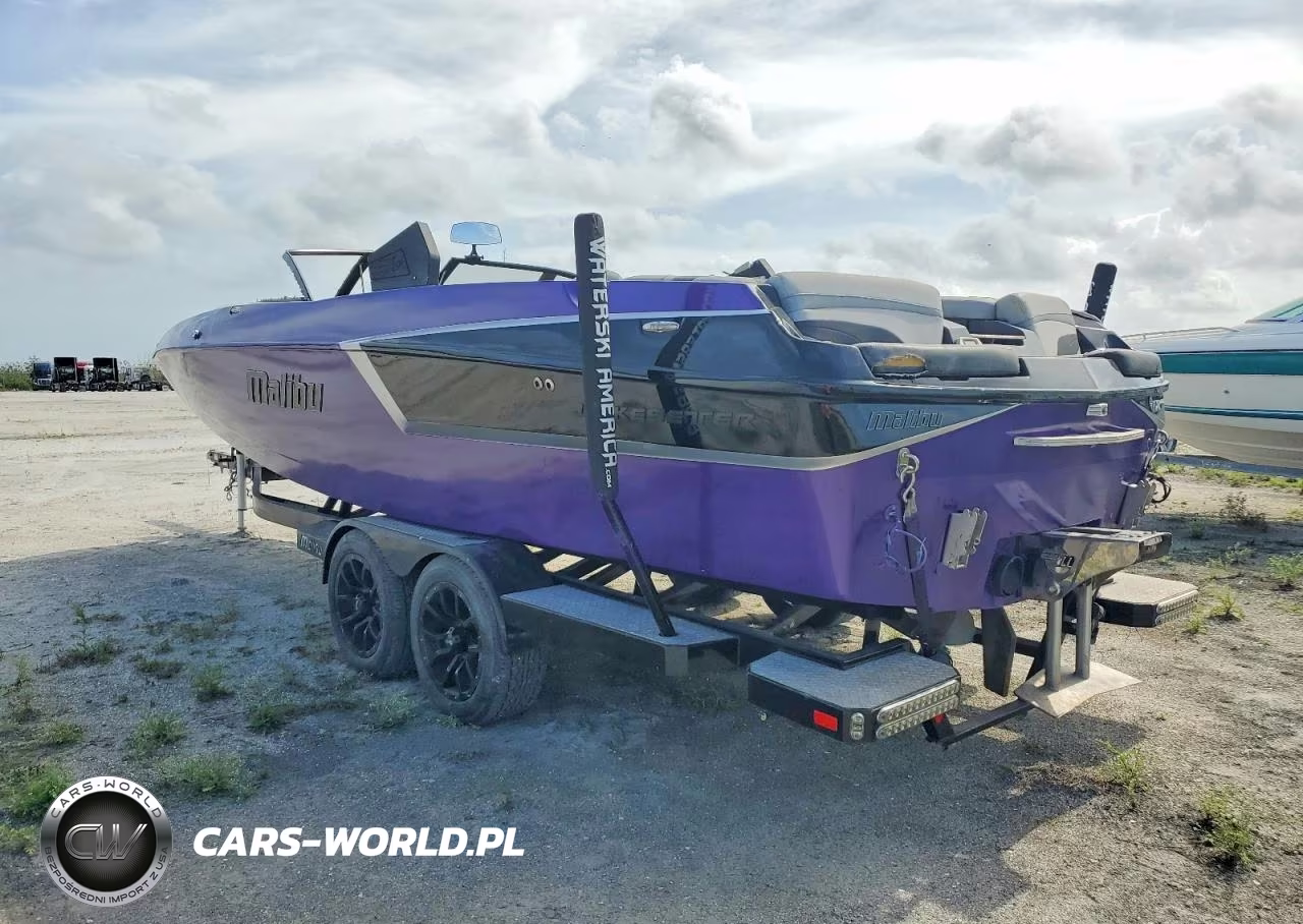 2017 Malibu Mb2 - Boat VIN:MB2L2324L617 - 3