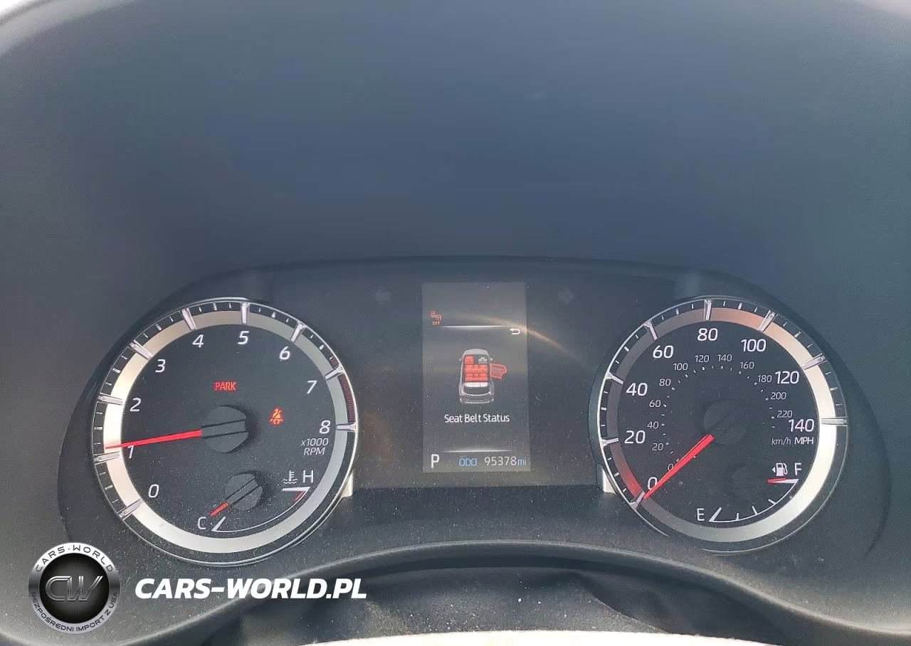 2021 Toyota Highlander Le VIN:5TDBZRBH3MS114275 - 9