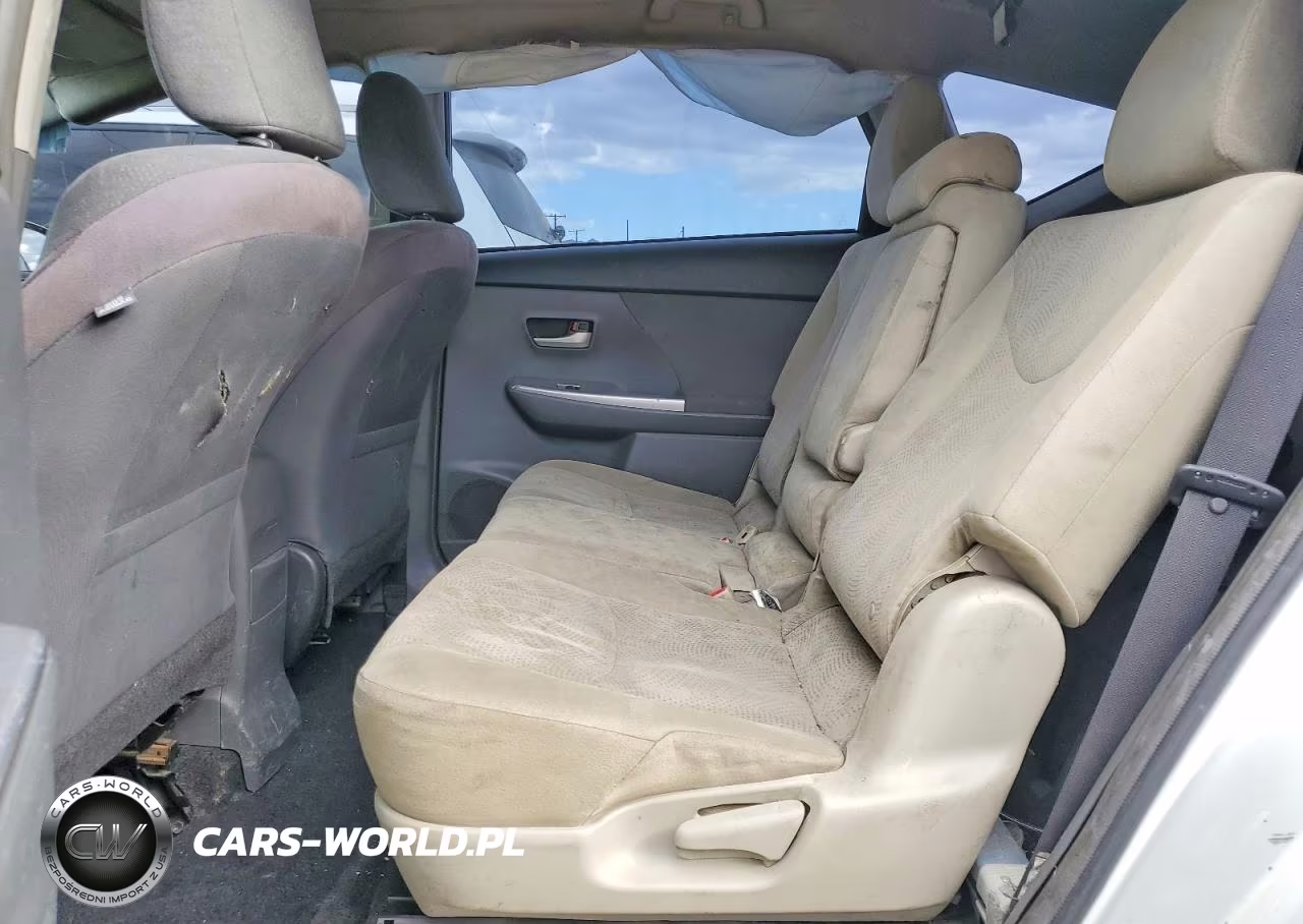 2014 Toyota Prius V Two VIN:JTDZN3EU1EJ006154 - 10
