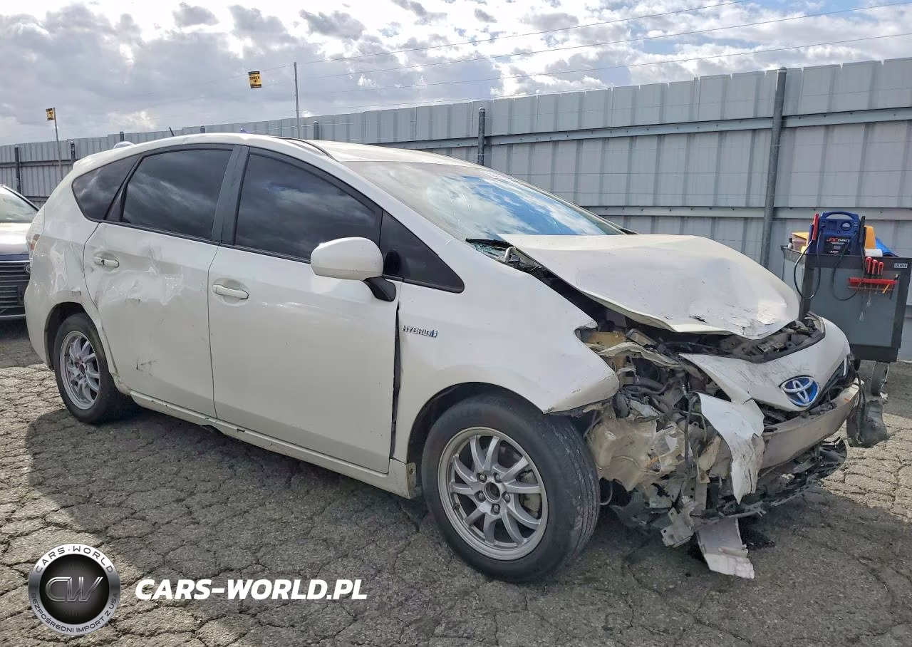 2014 Toyota Prius V Two VIN:JTDZN3EU1EJ006154 - 4
