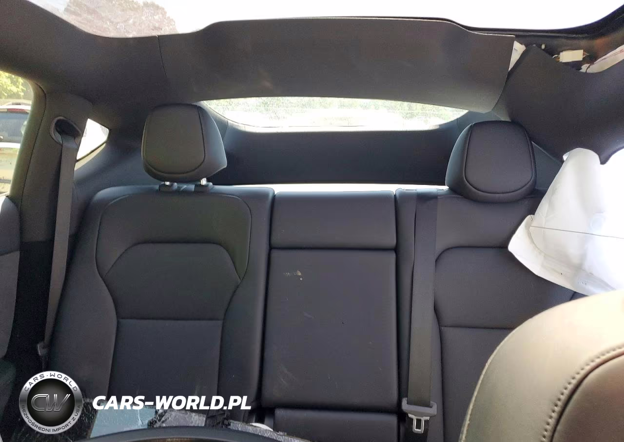 2026 Tesla Model Y VIN:7SAYGDED8TF622842 - 10