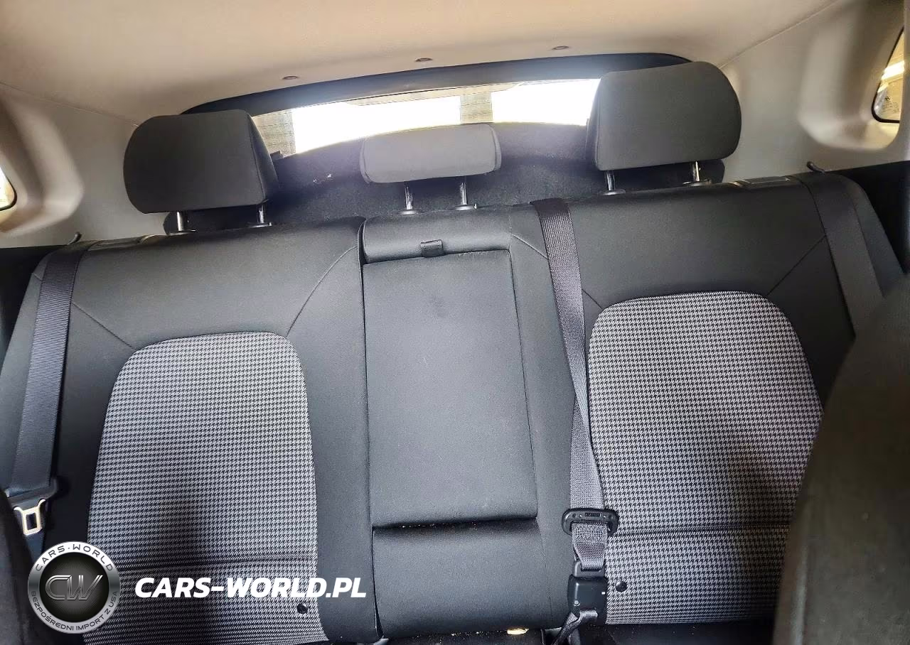2019 Hyundai Kona Sel VIN:KM8K2CAA8KU389778 - 10