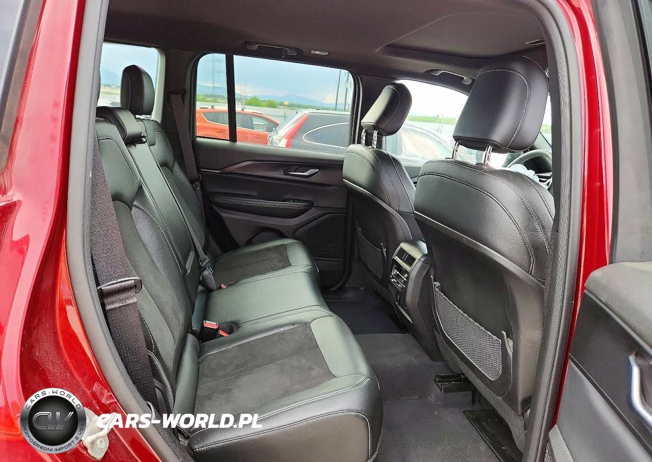 2023 Jeep Grand Cherokee Laredo VIN:1C4RJHAG5P8883006 - 11