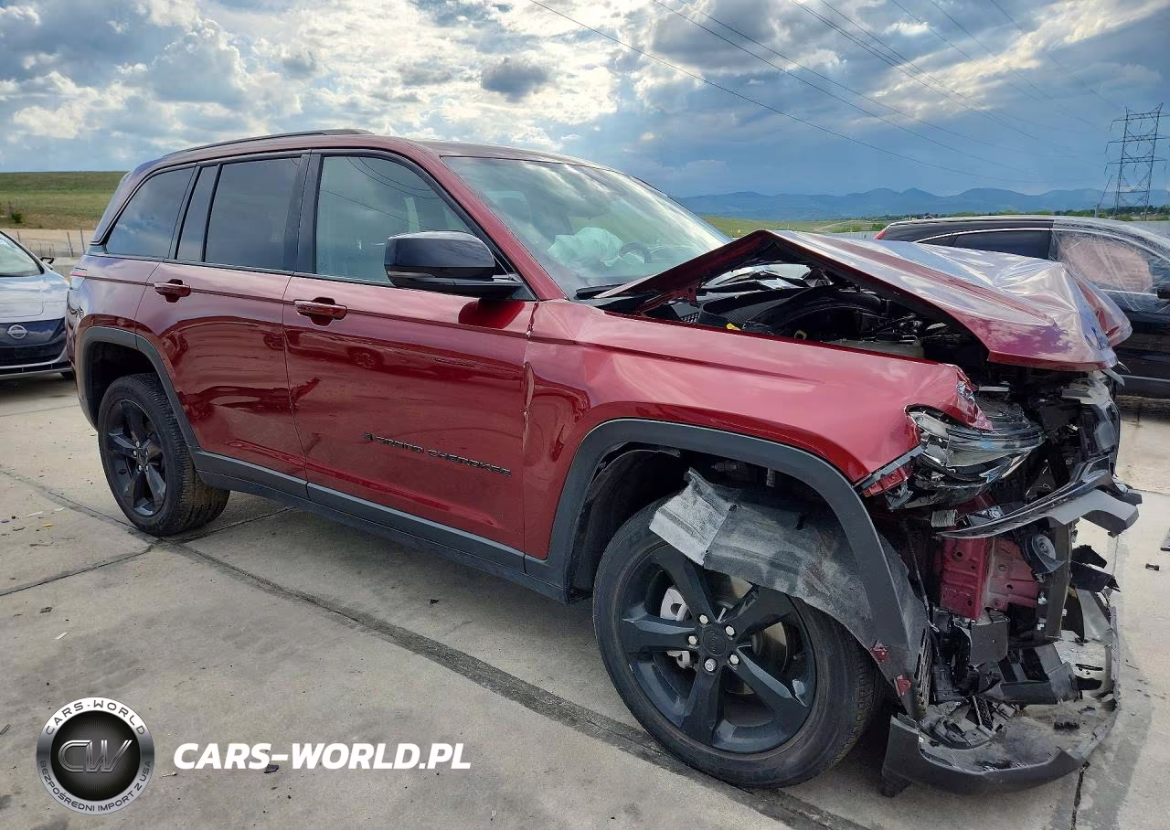 2023 Jeep Grand Cherokee Laredo VIN:1C4RJHAG5P8883006 - 4