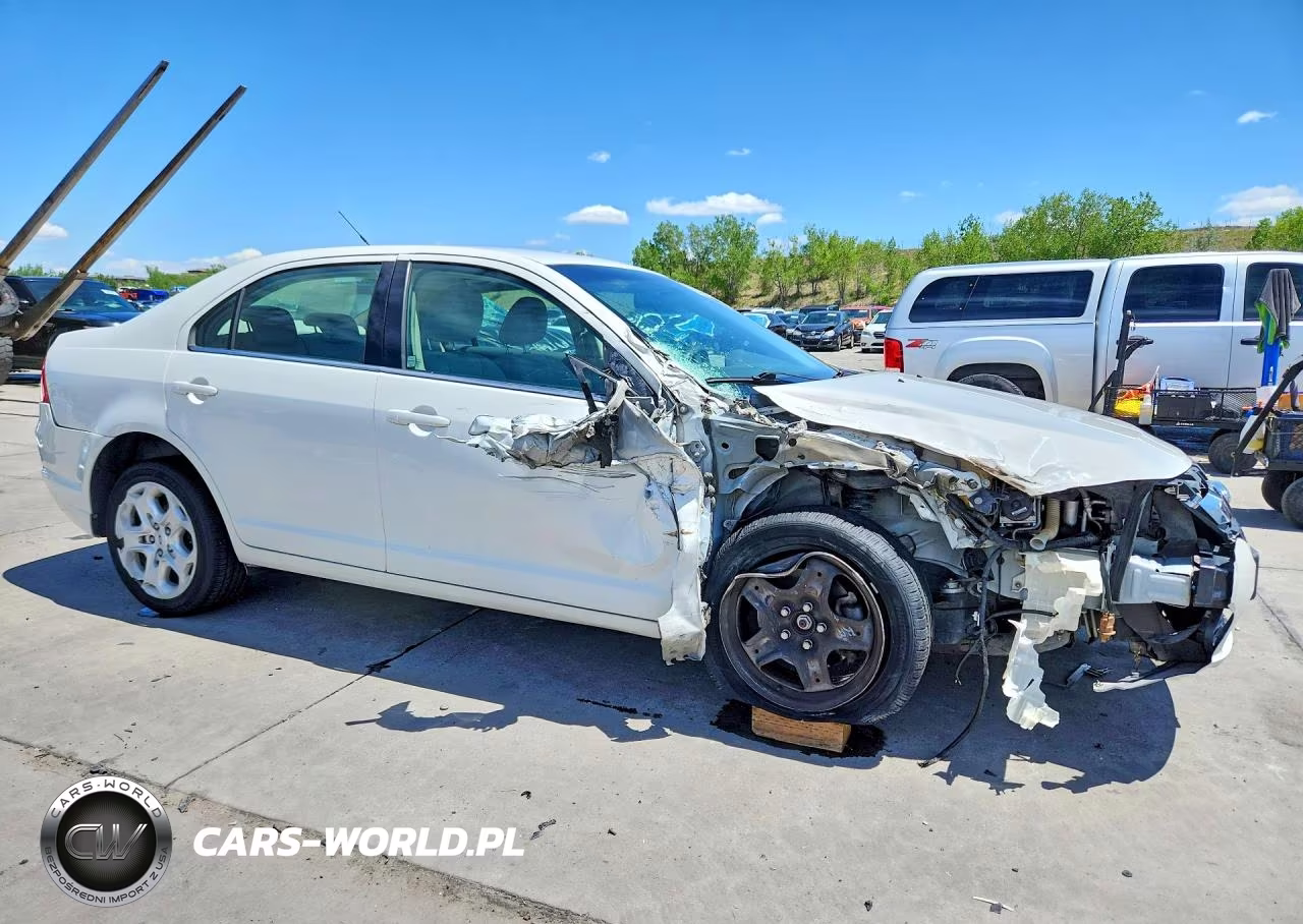 2010 Ford Fusion Se VIN:3FAHP0HA1AR141694 - 4