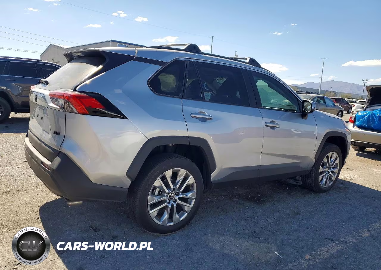2024 Toyota Rav4 Xle Premium VIN:2T3C1RFV3RC275468 - 3