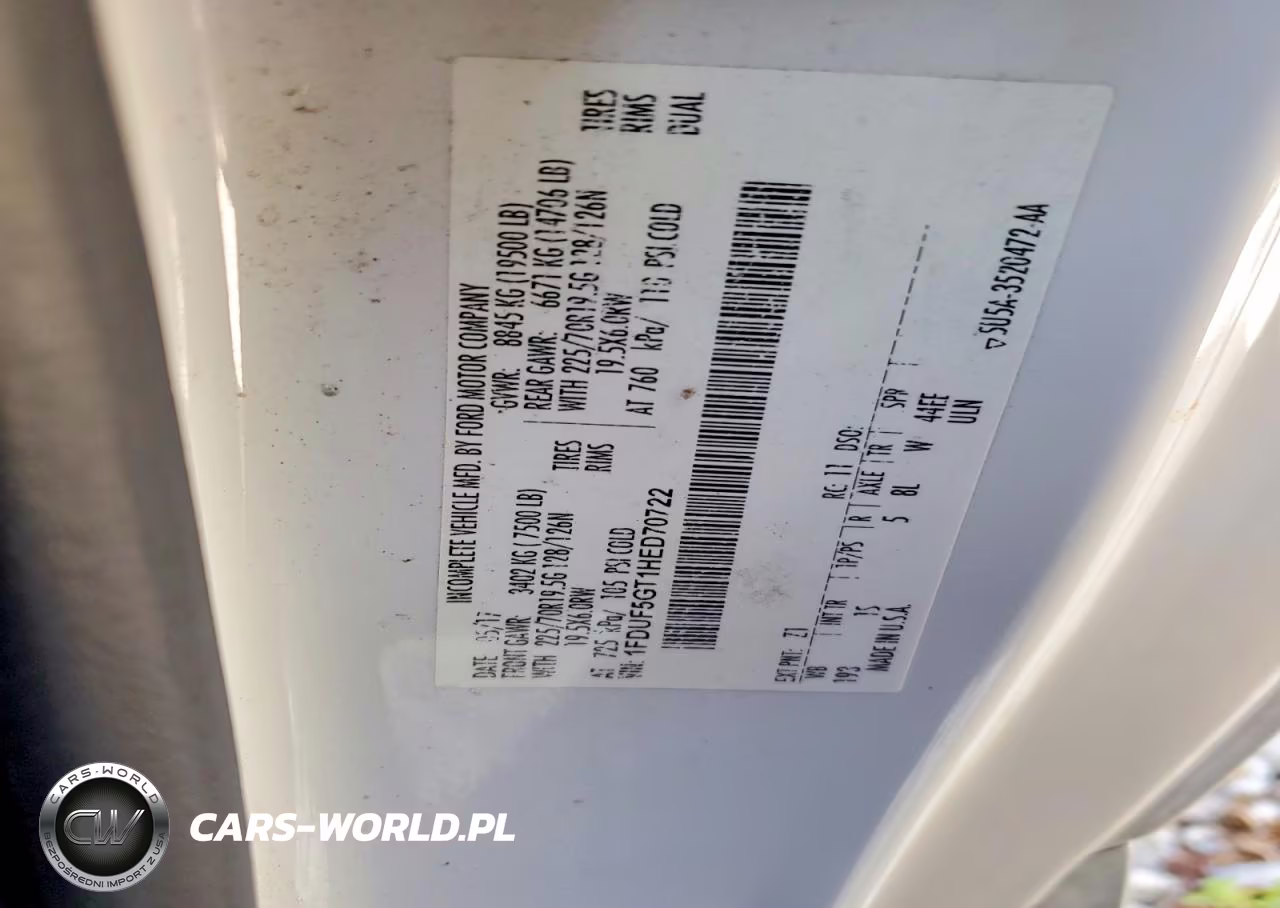 2017 Ford F550 Super Duty Box Truck VIN:1FDUF5GT1HED70722 - 13