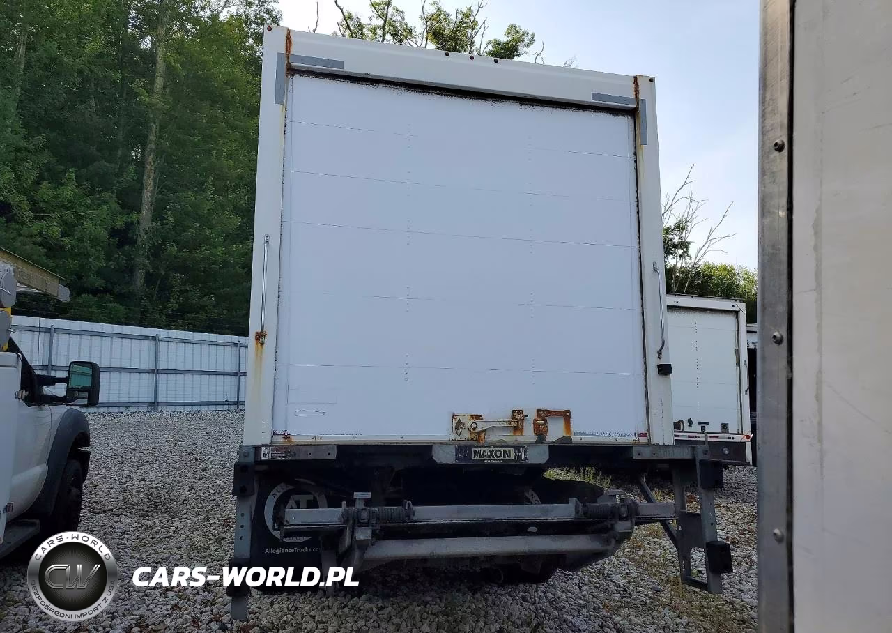 2017 Ford F550 Super Duty Box Truck VIN:1FDUF5GT1HED70722 - 6
