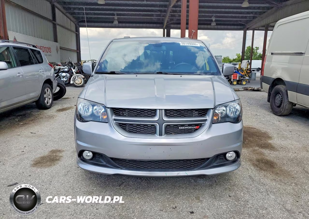 2018 Dodge Grand Caravan Gt VIN:2C4RDGEG2JR344253 - 5