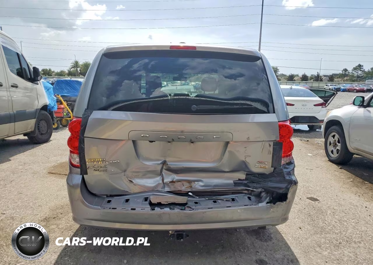 2018 Dodge Grand Caravan Gt VIN:2C4RDGEG2JR344253 - 6