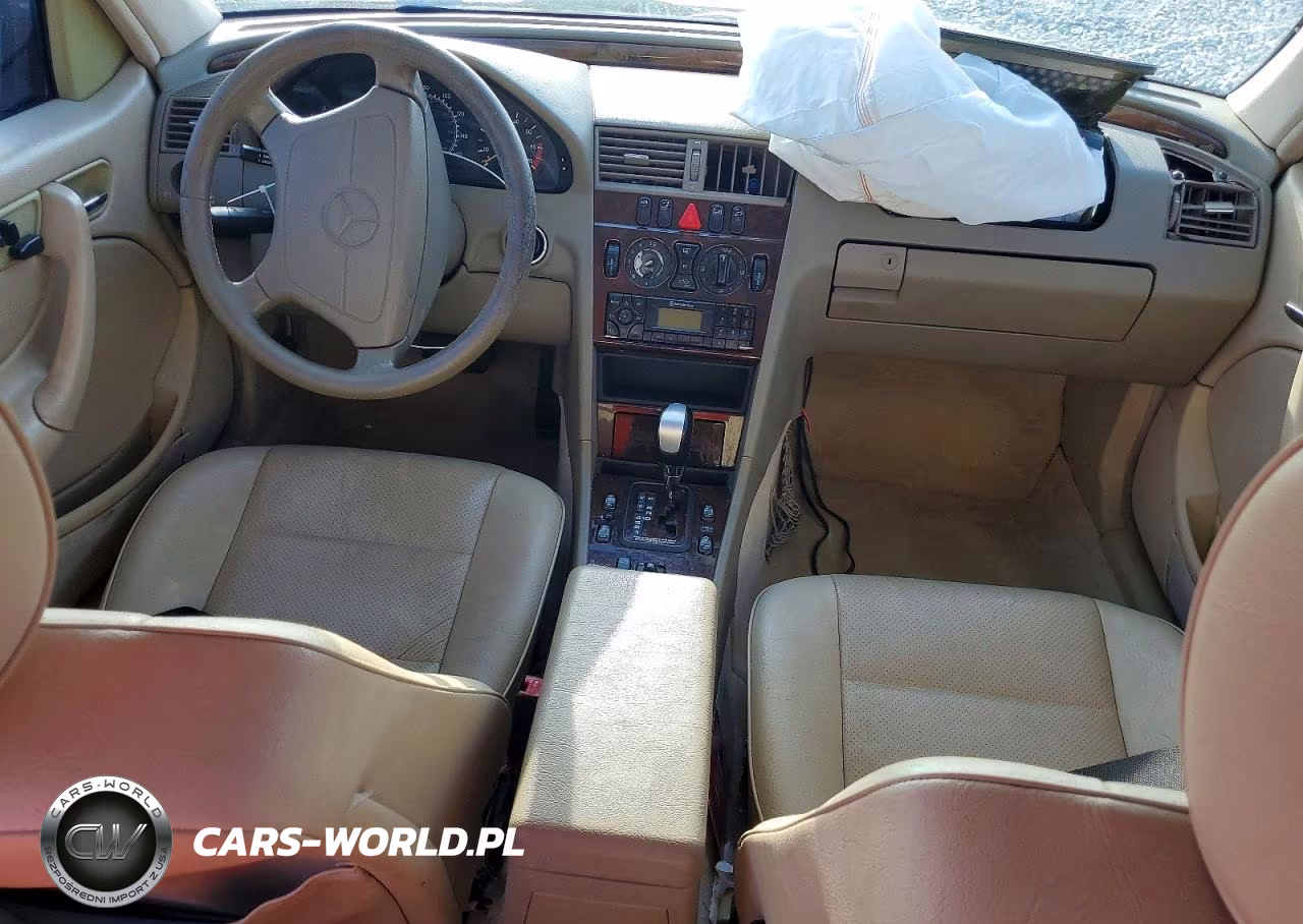 1999 Mercedes-Benz C 230 VIN:WDBHA24G3XA717613 - 8