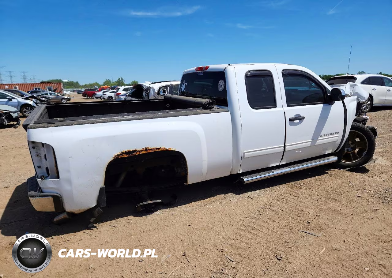 2013 Chevrolet Silverado K1500 Lt VIN:1GCRKSE71DZ363332 - 3