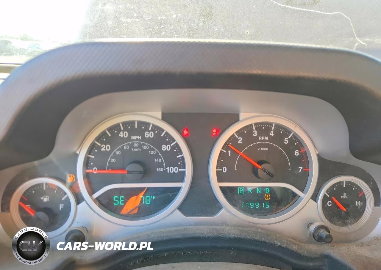 2010 Jeep Wrangler Sport VIN:1J4AA2D14AL155189 - 9