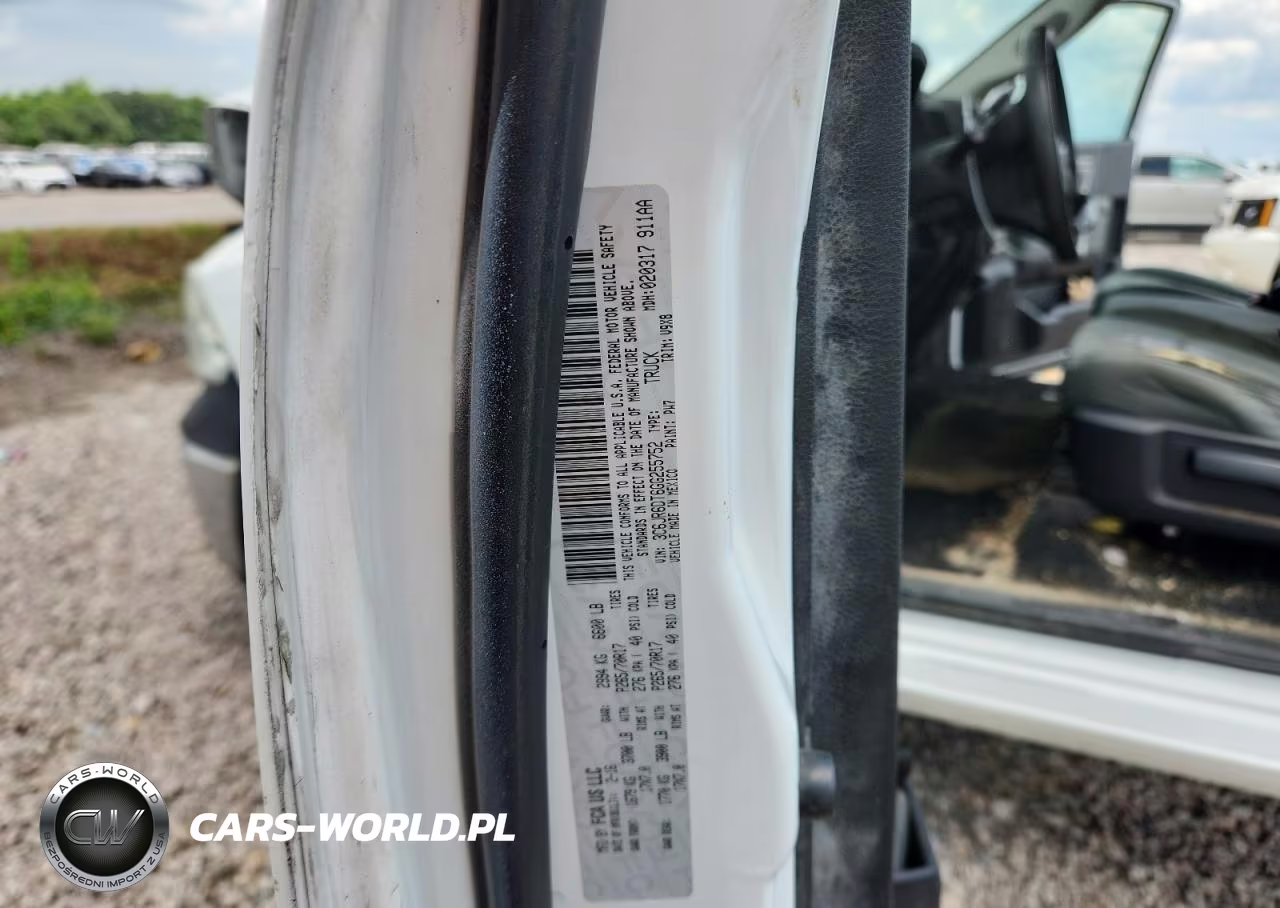 2016 Ram 1500 St VIN:3C6JR6DT6GG255752 - 12