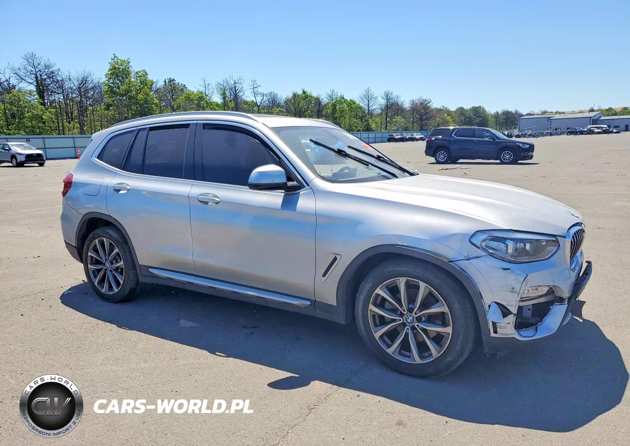2018 BMW X3 xDrive30I VIN:5UXTR9C50JLD72423 - 4