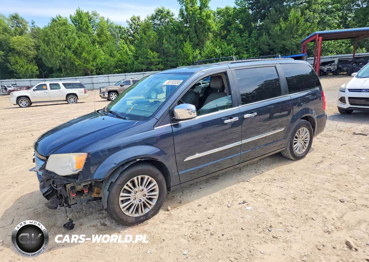 2013 Chrysler Town & Country Touring L – zdjęcie 1 z 14