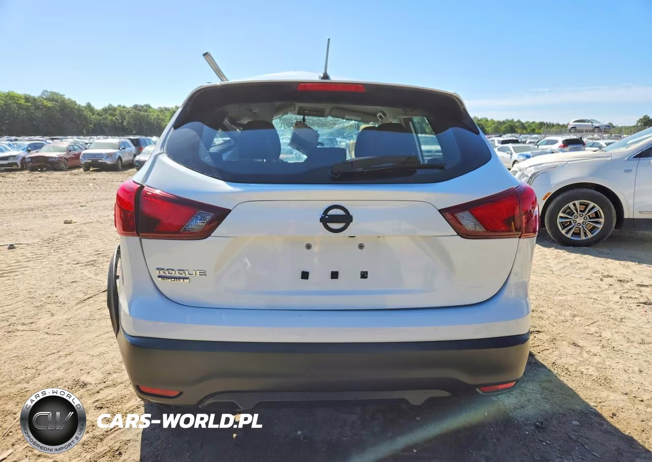 2018 Nissan Rogue Sport S VIN:JN1BJ1CP3JW154532 - 6