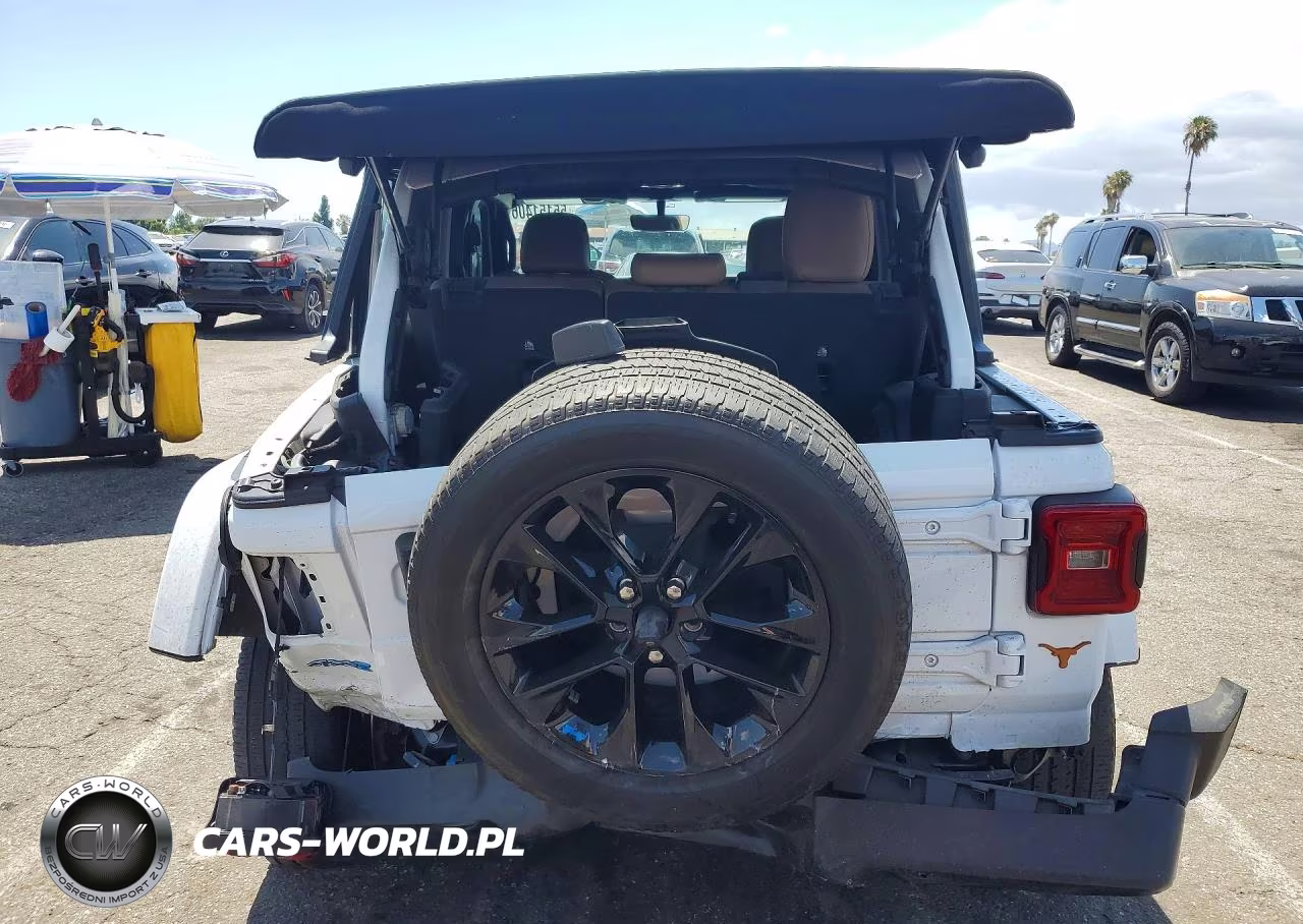 2023 Jeep Wrangler Sahara 4Xe VIN:1C4JJXP65PW513448 - 6