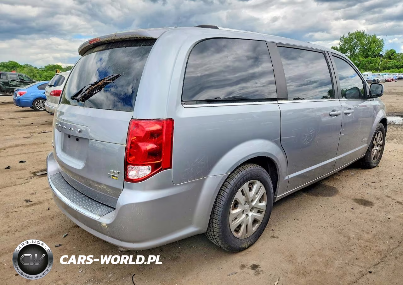 2019 Dodge Grand Caravan Sxt VIN:2C4RDGCG5KR747471 - 3