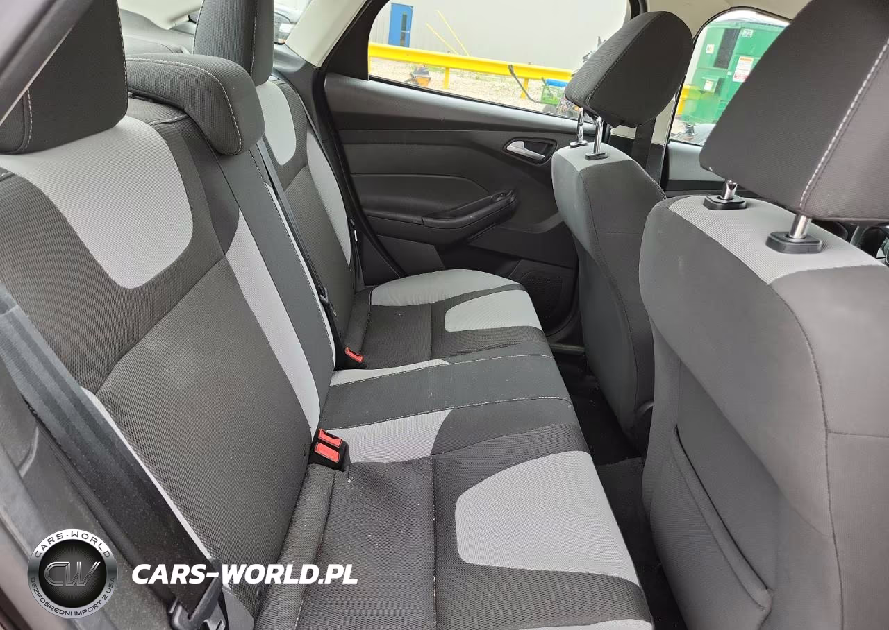 2012 Ford Focus Se VIN:1FAHP3F28CL433468 - 10