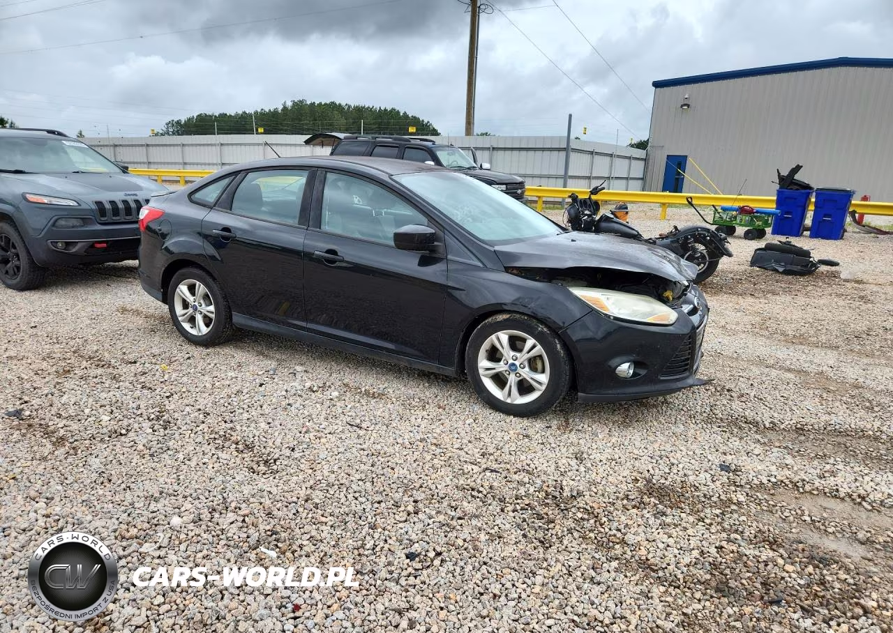 2012 Ford Focus Se VIN:1FAHP3F28CL433468 - 4