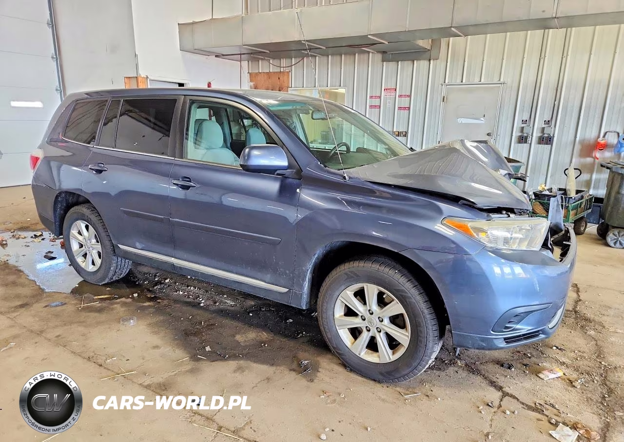 2011 Toyota Highlander Base VIN:5TDBK3EH7BS053023 - 4