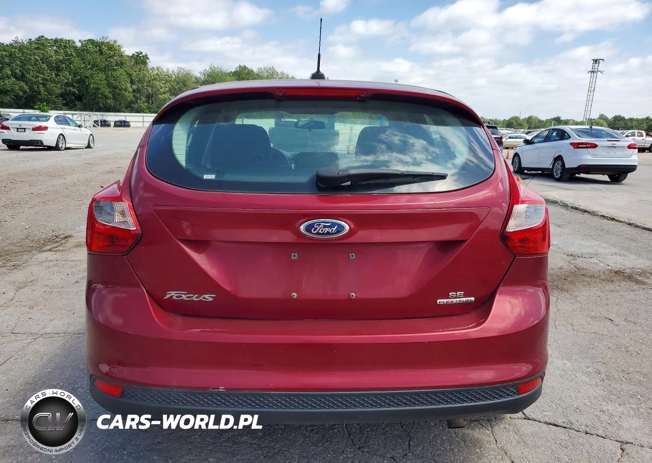 2014 Ford Focus Se VIN:1FADP3K26EL375528 - 6