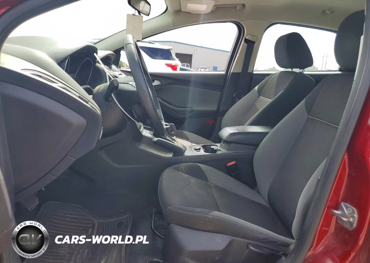 2014 Ford Focus Se VIN:1FADP3K26EL375528 - 7