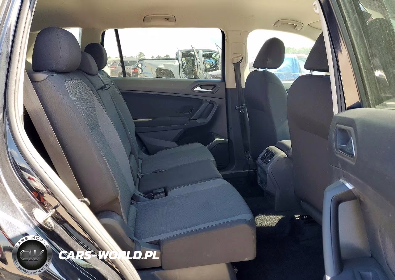 2020 Volkswagen Tiguan S VIN:3VV1B7AX1LM013636 - 11