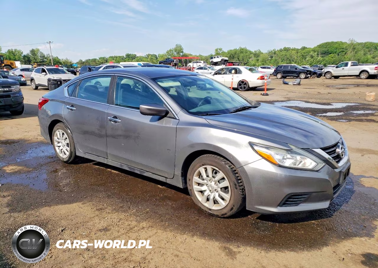 2016 Nissan Altima 2.5 S VIN:1N4AL3AP3GN351917 - 4