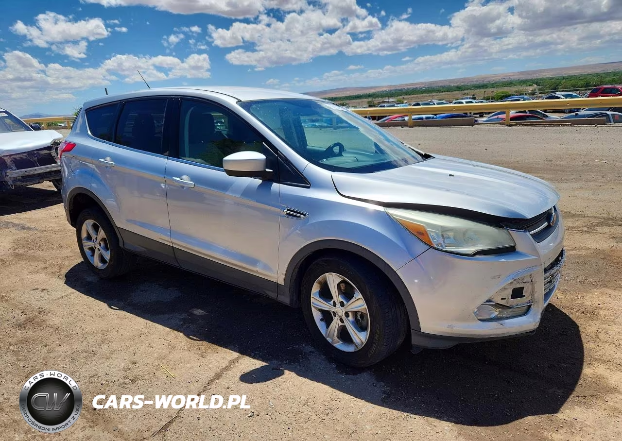 2013 Ford Escape Se VIN:1FMCU0G95DUC04308 - 4