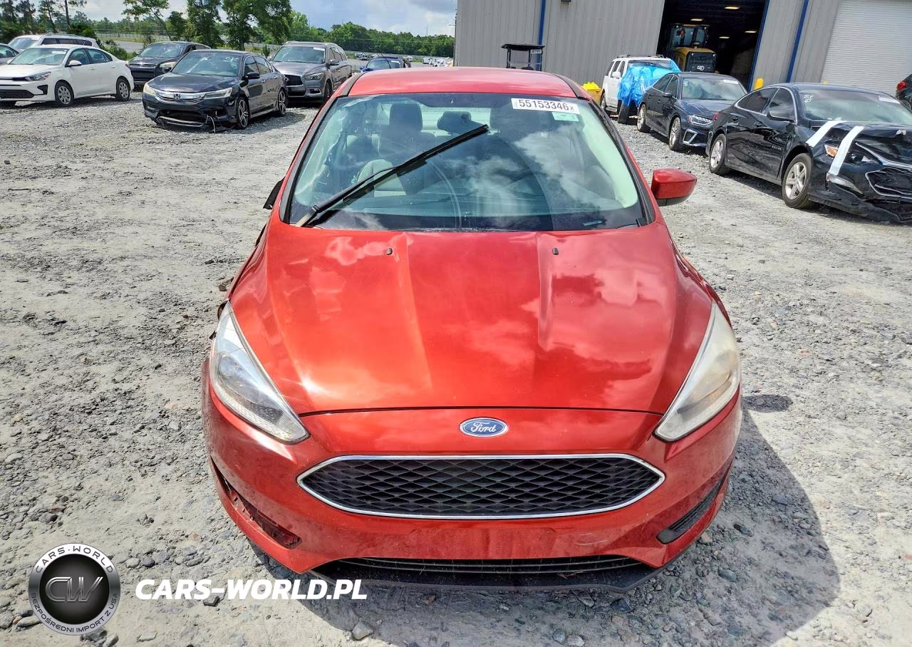 2018 Ford Focus Se VIN:1FADP3F21JL252773 - 5