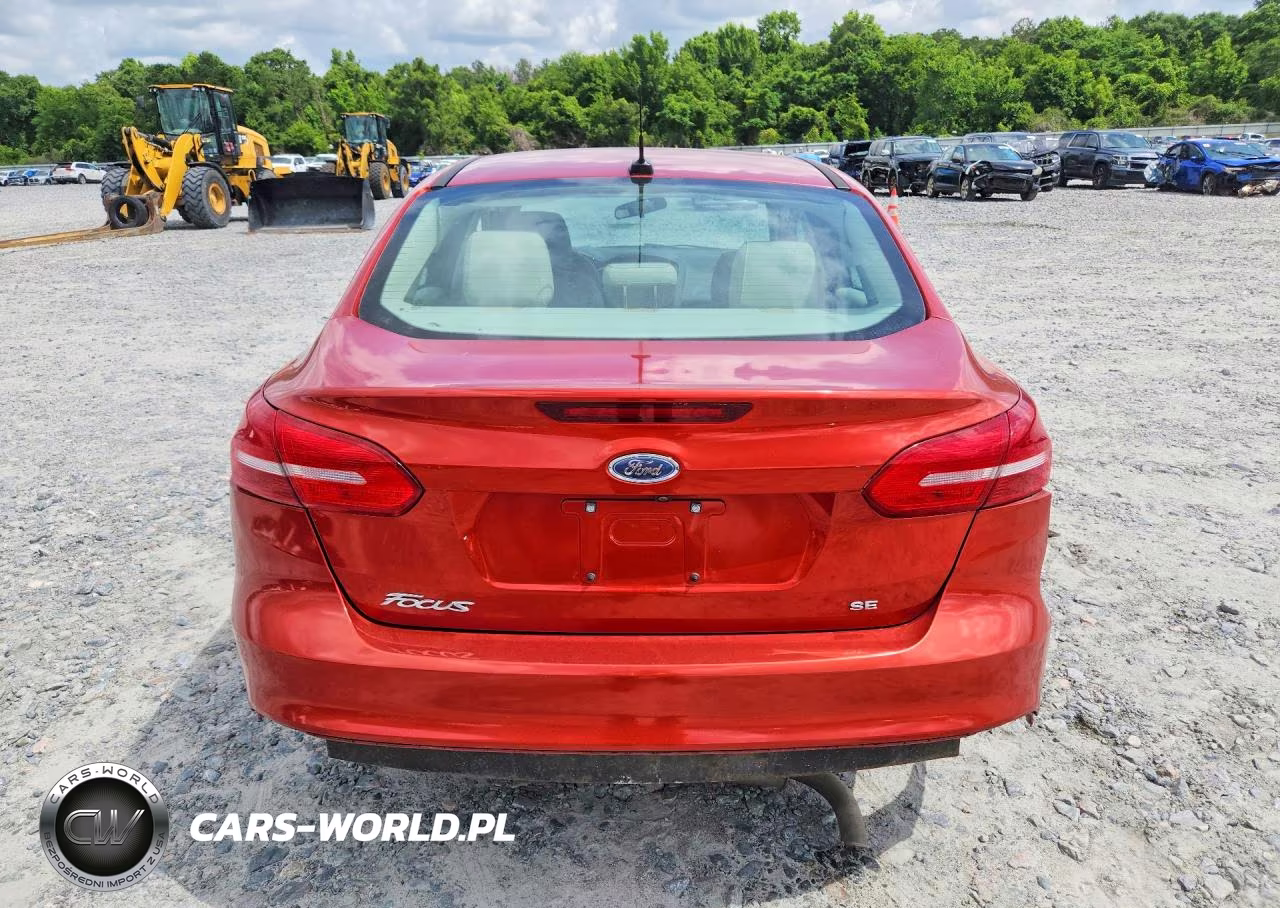 2018 Ford Focus Se VIN:1FADP3F21JL252773 - 6