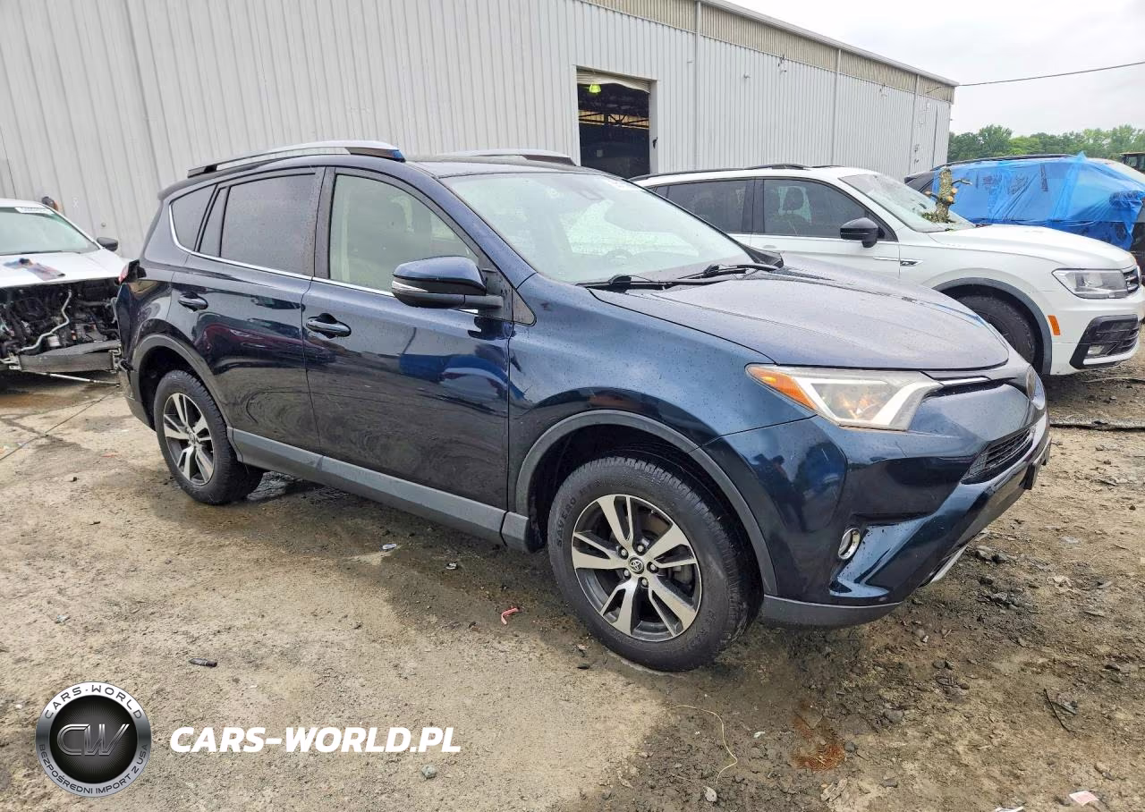 2018 Toyota Rav4 Xle VIN:JTMRFREV4JJ730567 - 4