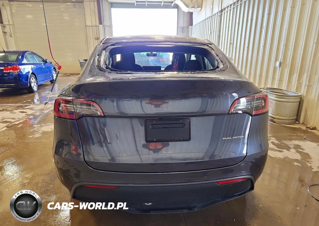 2022 Tesla Model Y VIN:7SAYGDEE3NF338756 - 6