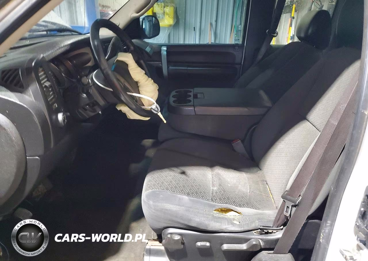 2008 Chevrolet Silverado C1500 VIN:1GCEC19J18Z103580 - 7