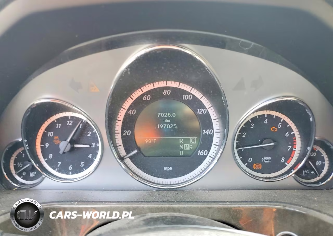 2010 Mercedes-Benz E 350 VIN:WDDHF5GB8AA112858 - 9