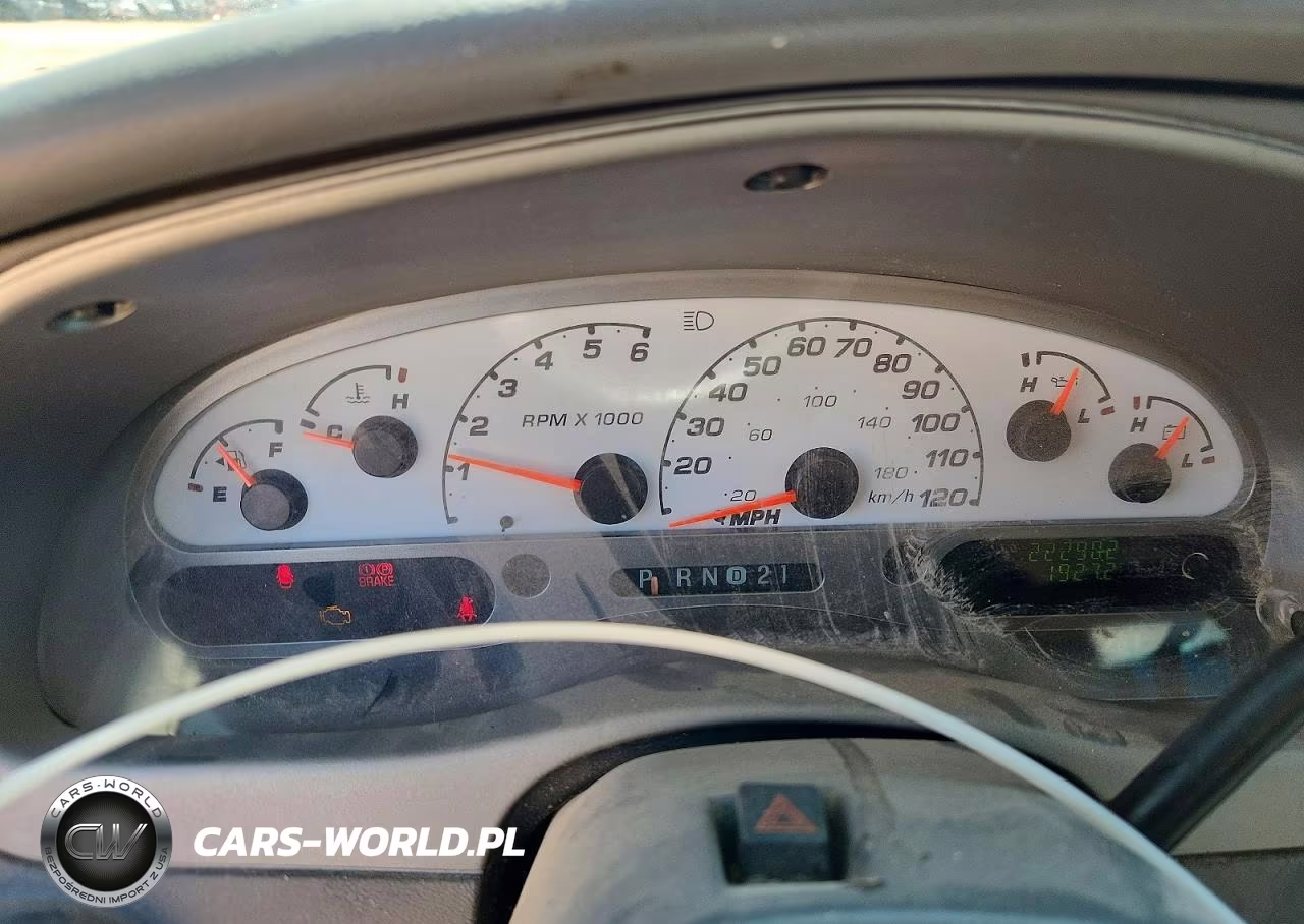 2005 Ford Explorer Sport Trac VIN:1FMZU67K05UB35853 - 9
