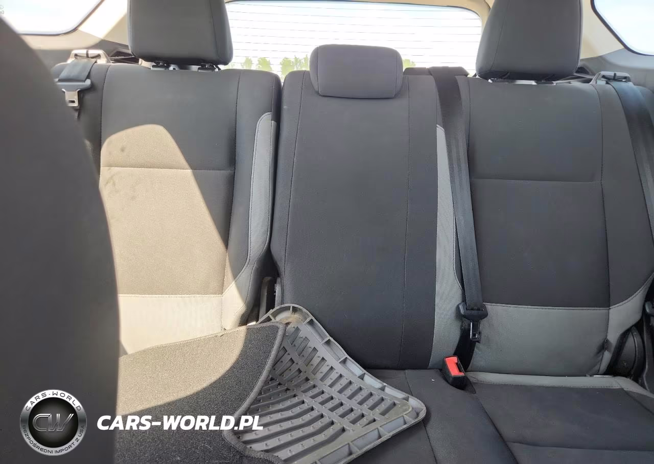 2016 Ford Escape S VIN:1FMCU0F7XGUB00384 - 10