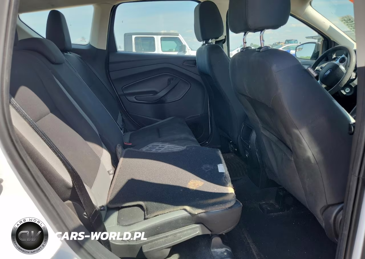 2016 Ford Escape S VIN:1FMCU0F7XGUB00384 - 11
