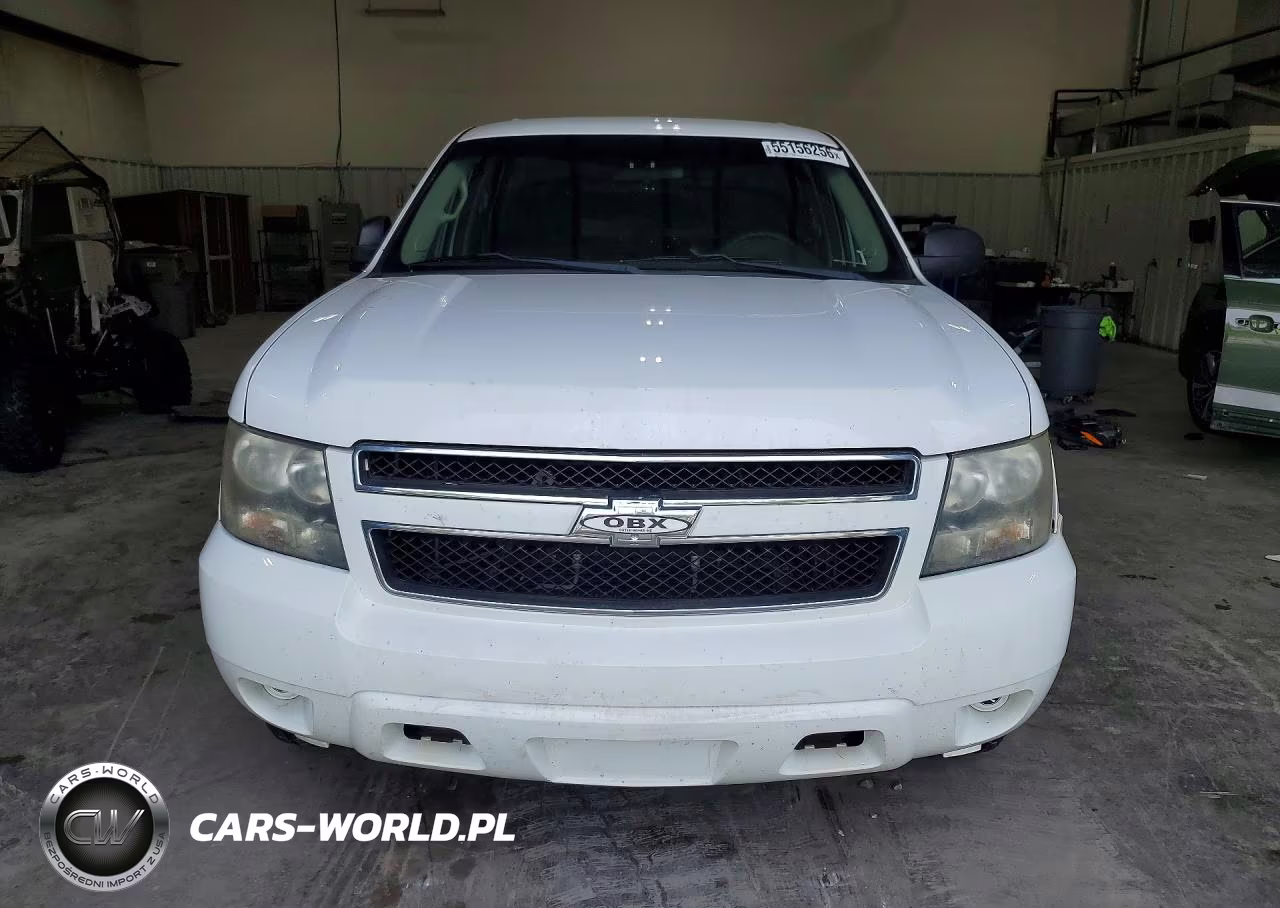 2011 Chevrolet Tahoe VIN:1GNSK2E01BR136716 - 5