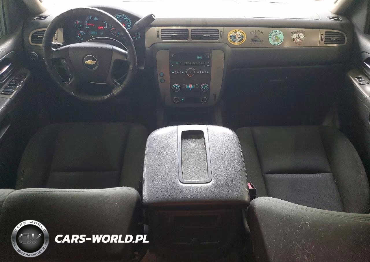 2011 Chevrolet Tahoe VIN:1GNSK2E01BR136716 - 8