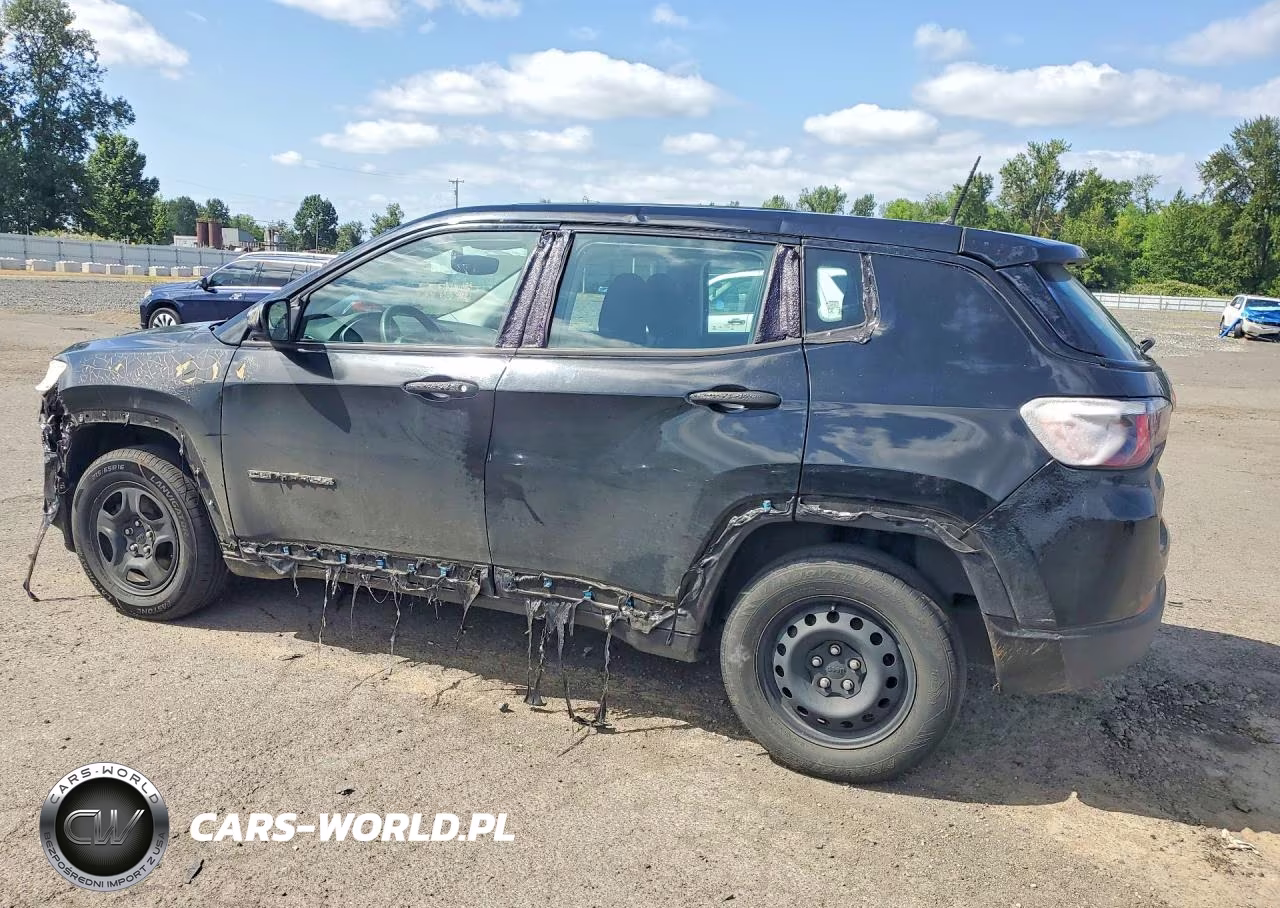 2018 Jeep Compass Sport VIN:3C4NJCABXJT318720 - 2