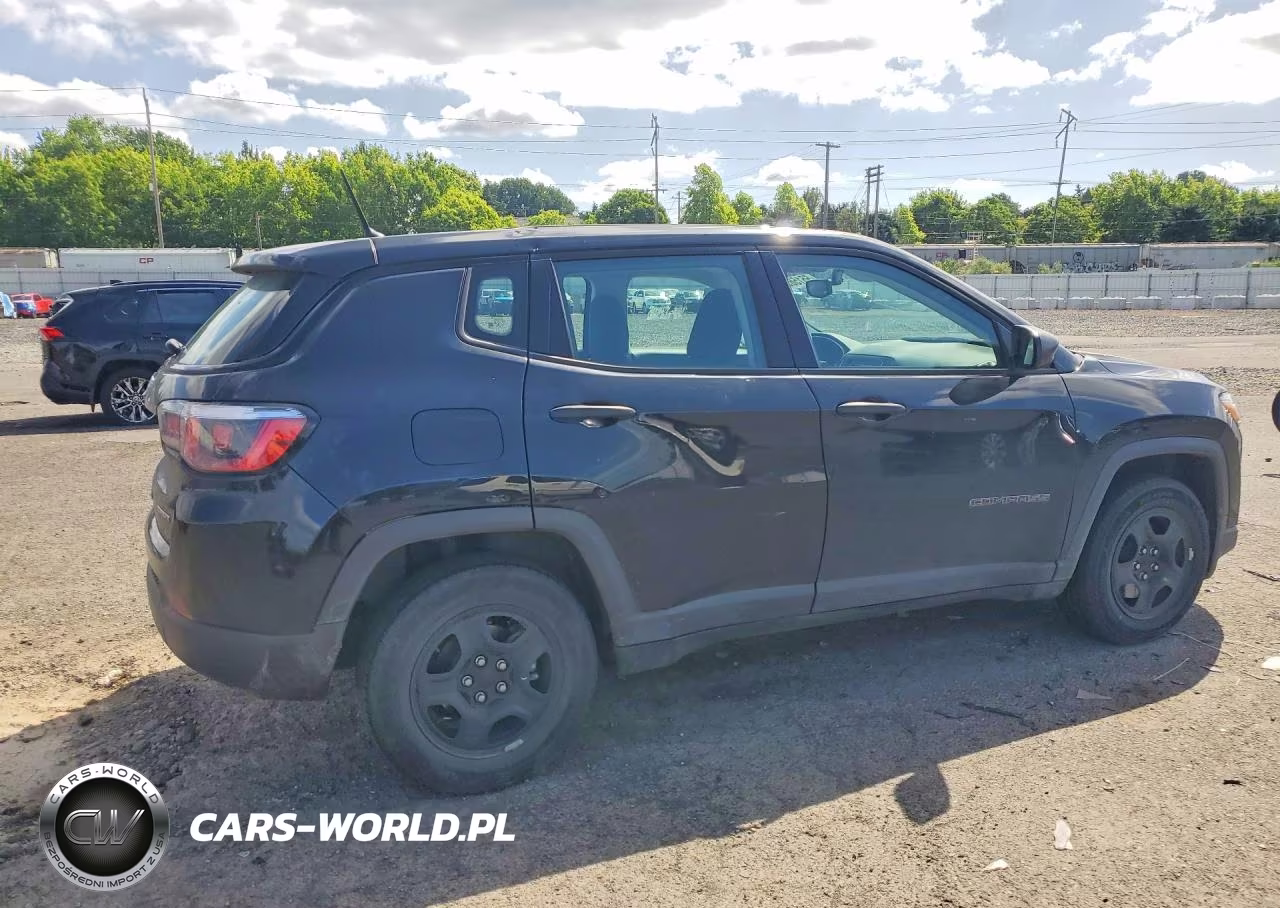 2018 Jeep Compass Sport VIN:3C4NJCABXJT318720 - 3