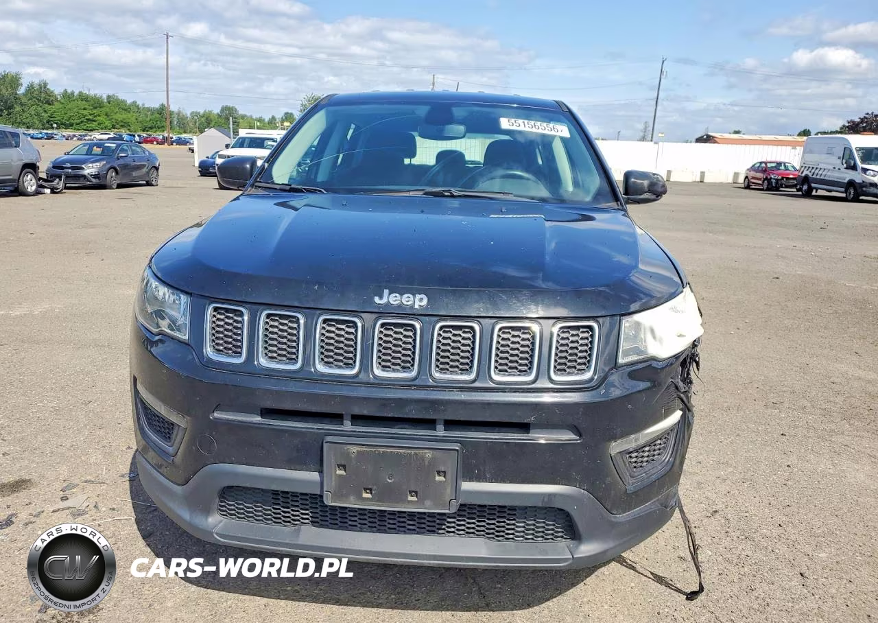 2018 Jeep Compass Sport VIN:3C4NJCABXJT318720 - 5