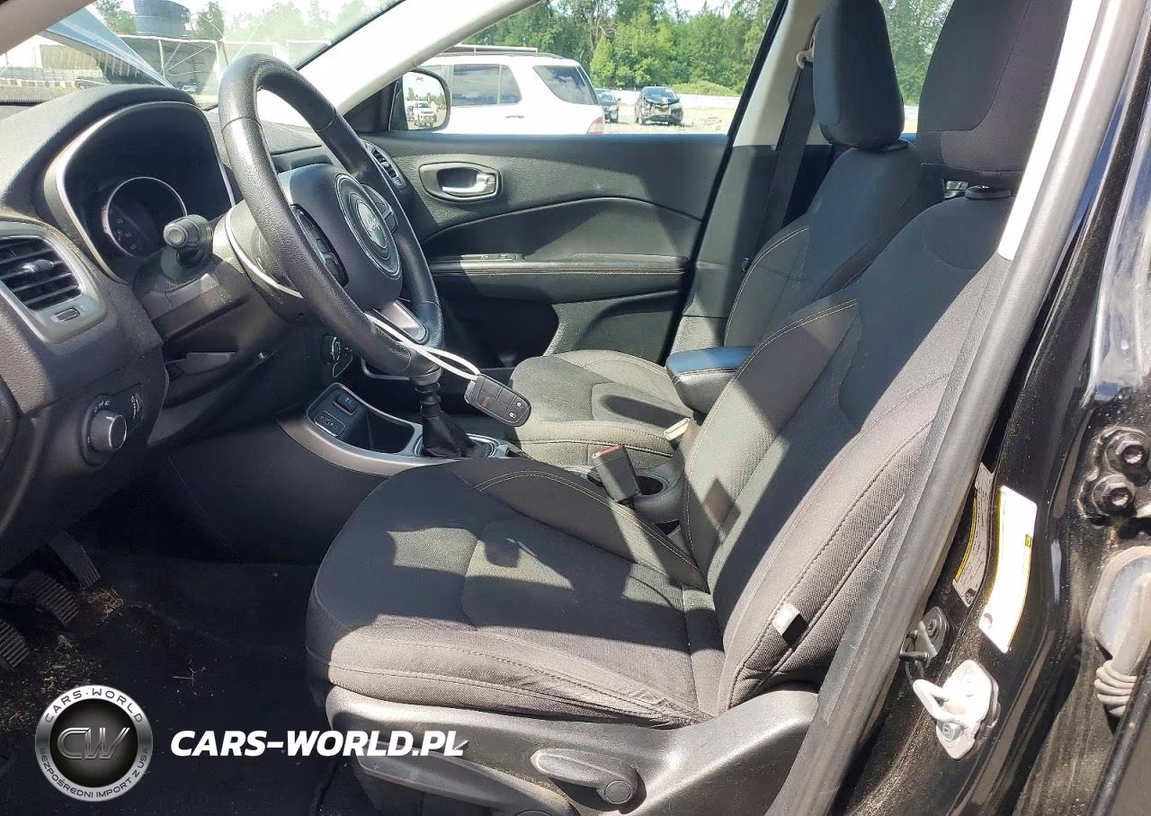 2018 Jeep Compass Sport VIN:3C4NJCABXJT318720 - 7